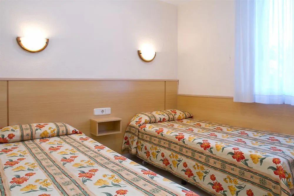 Apartamentos Los Peces Rentalmar سالو إسبانيا