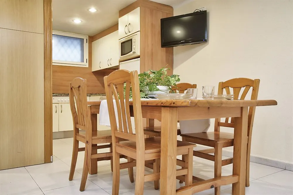 Apartamentos Los Peces Rentalmar سالو 3*,  إسبانيا